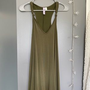 Green short straight dress